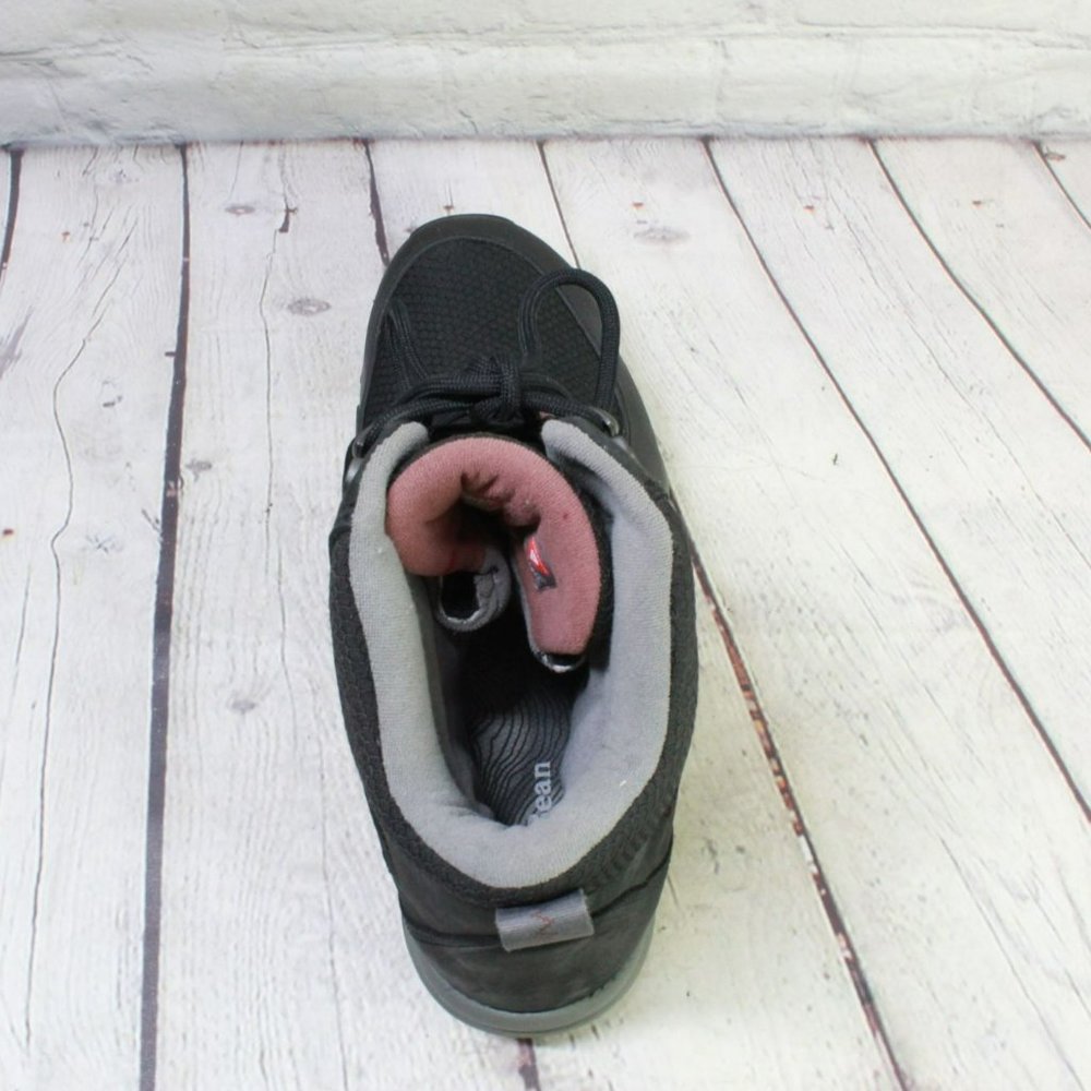 LL Bean Black Leather Waterproof Insulated Ankle Hiking Boots Size 11 M - Picture 7 of 9